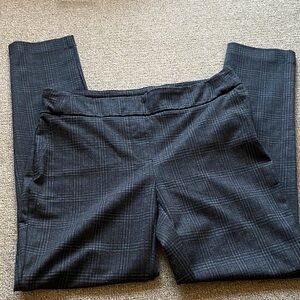 🍎3 for $25🍎Women's Black Plaid Pants